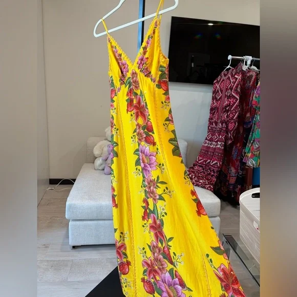 Farm Rio: Yellow Summer Fruit Scarf Euroflax™ Maxi
Dress - Picture 6 of 12